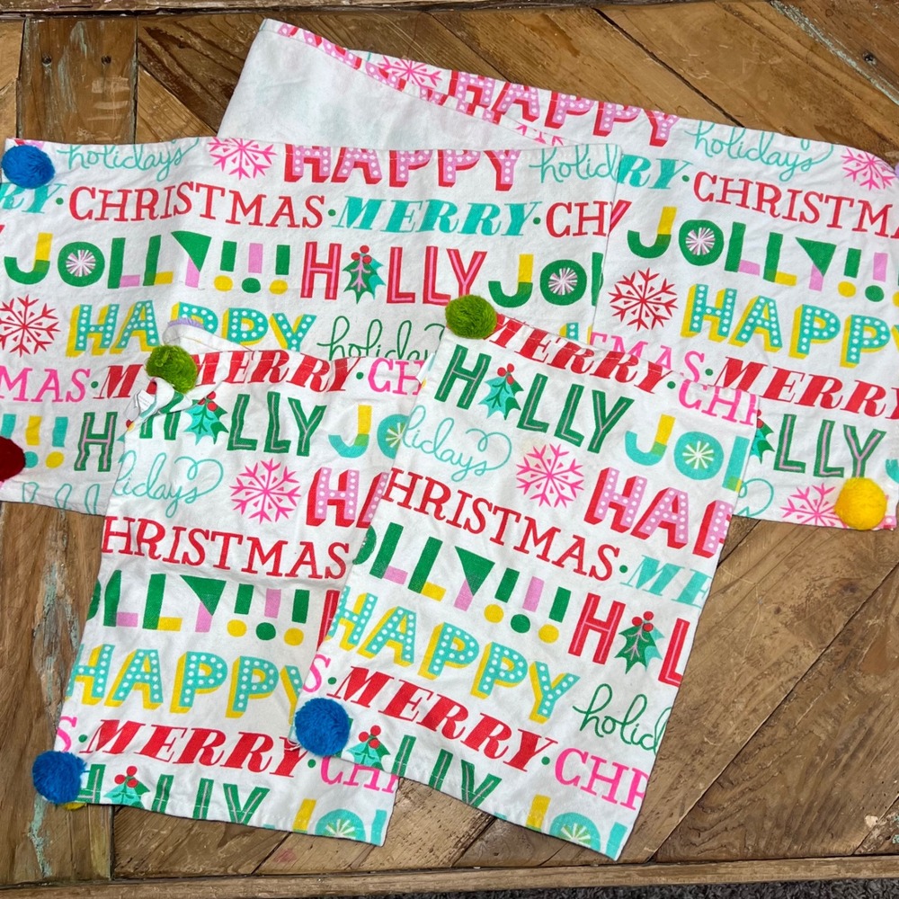 Rainbow Pink Color Christmas Holiday Table Runner & 2 Placemats Pompoms